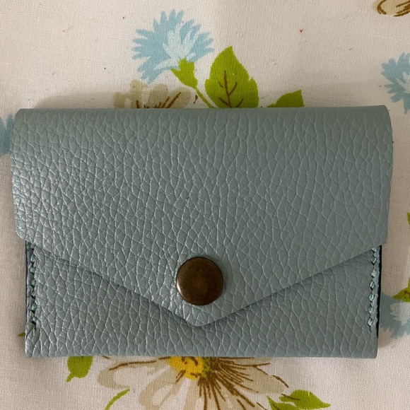 Handmade Genuine Leather Wallet - Picture 2 of 5